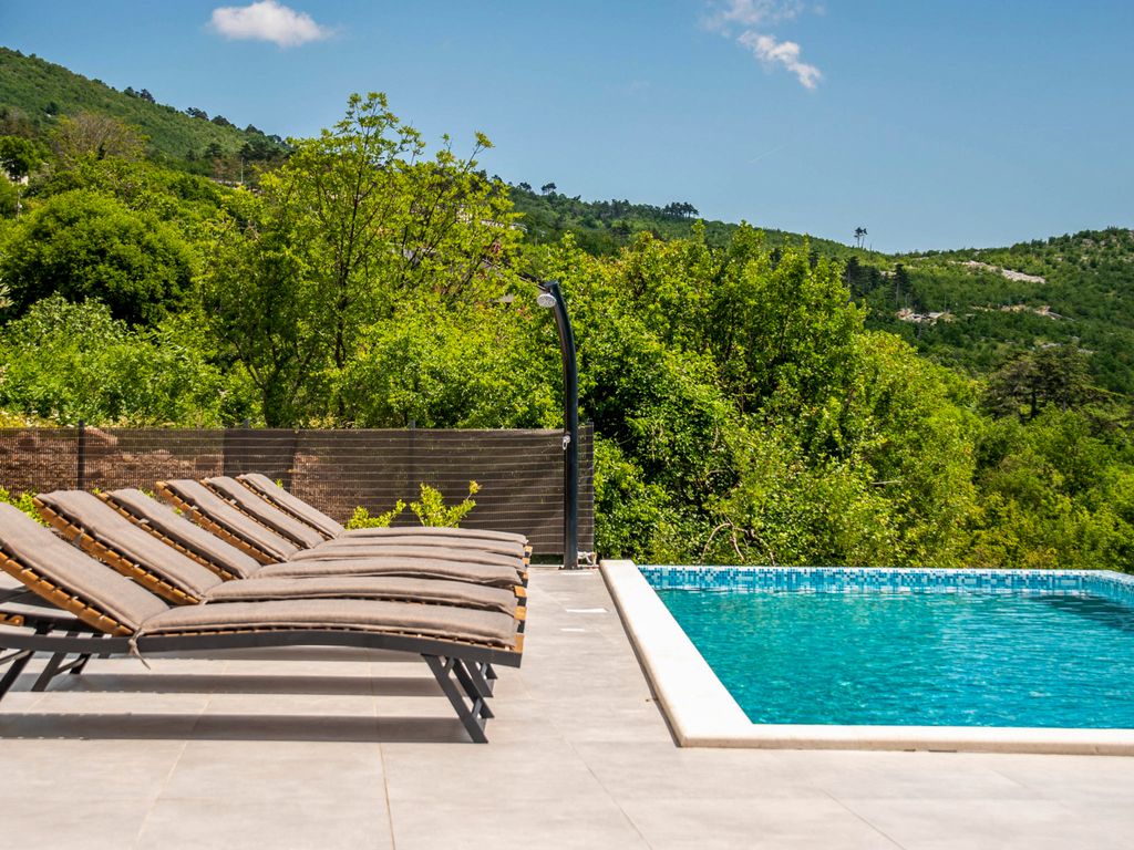 Villa Valmont Kvarner Olivers Travels 5
