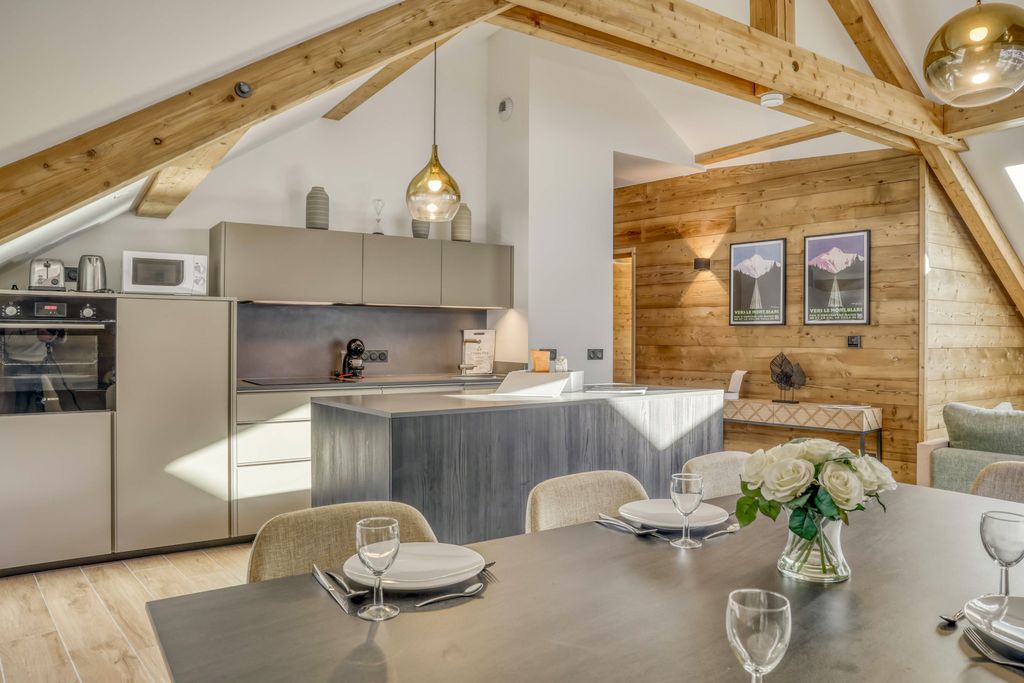 Apartment Ephemere Saint Germain Mont Blanc Olivers Travels 2