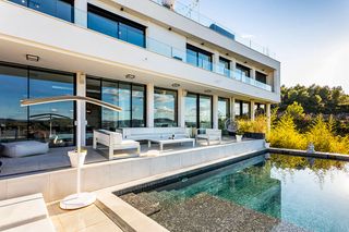 Villa Gran Garona Stiges Olivers Travels 1