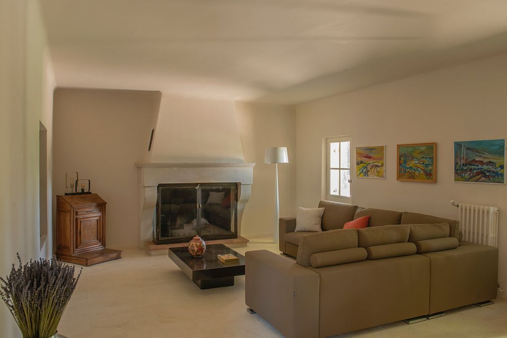 Paradis Provencal French Riviera Olivers Travels 3