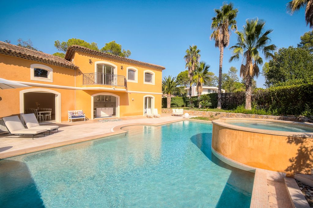 Villa Lys French Riviera Olivers Travels 1 01