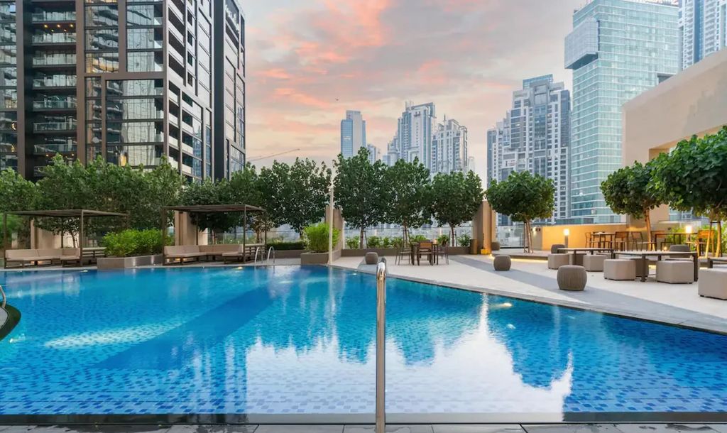 Apartment Sheikh UAE Olivers Travels 6