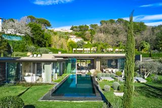 Orlando French Riviera Olivers Travels 1