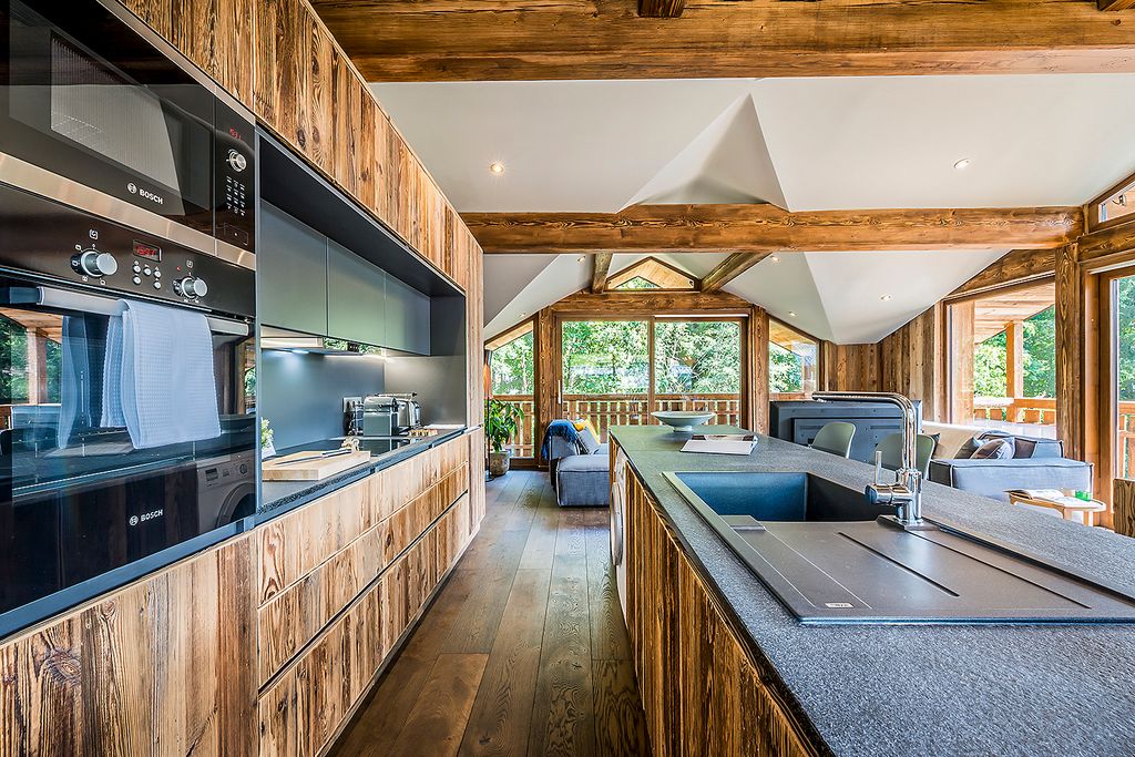 Chalet Moudon Les Gets Olivers Travels 5