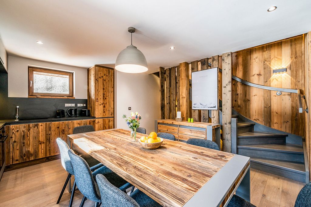 Chalet Straton Chamonix Olivers Travels 3