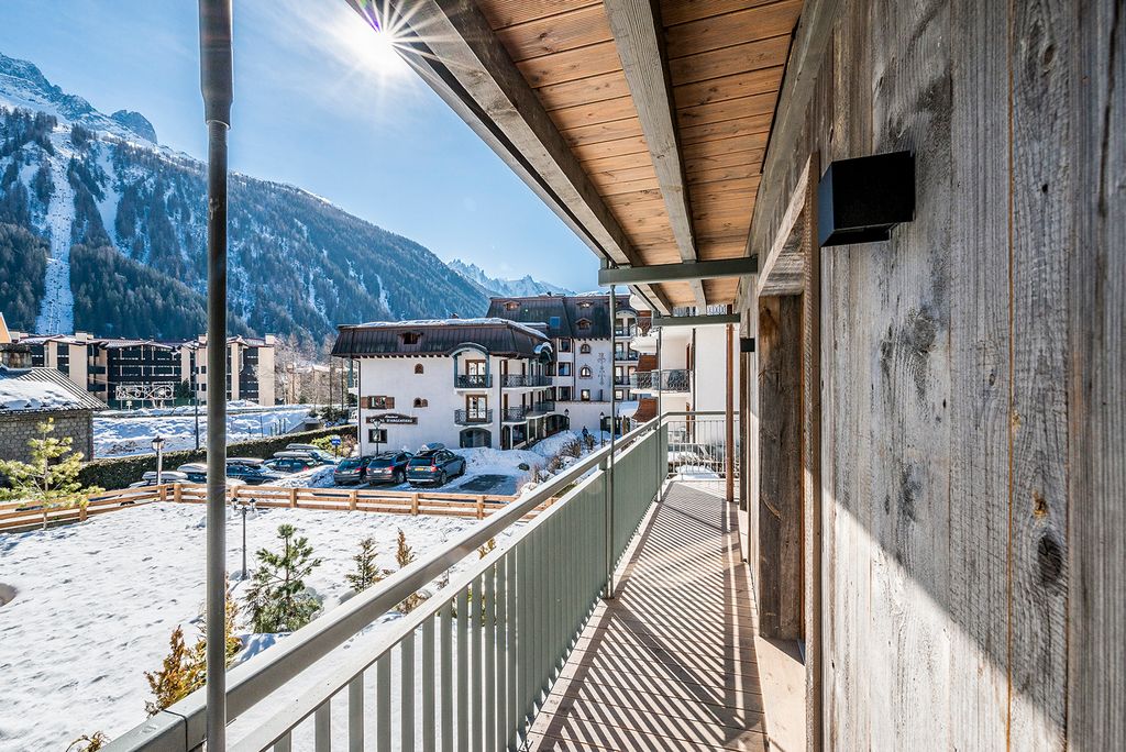 Apartment Charlet Chamonix Olivers Travels 5