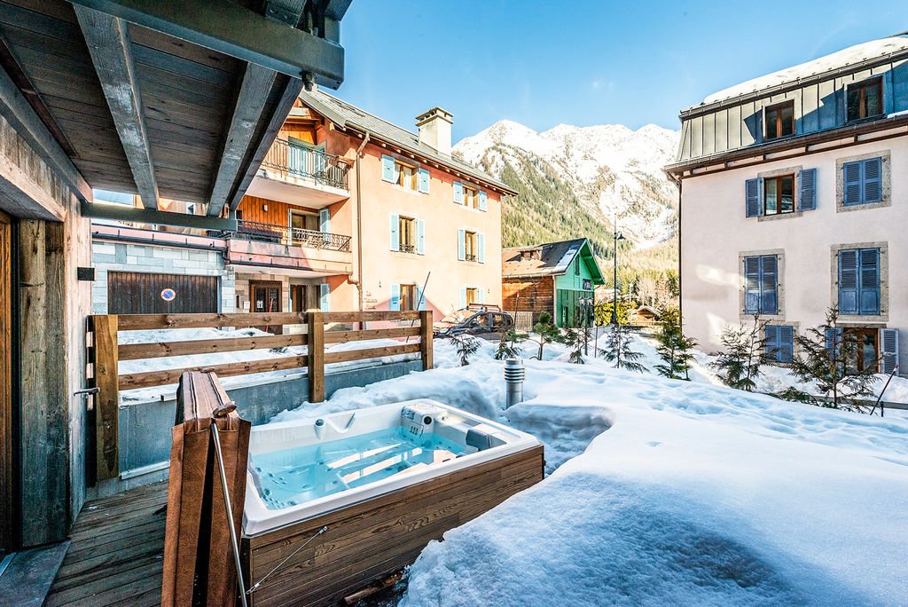 Chalet Rosiere Chamonix Olivers Travels 4