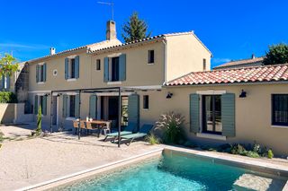 Maison Juplier Provence Alpes France OliversTravels 1
