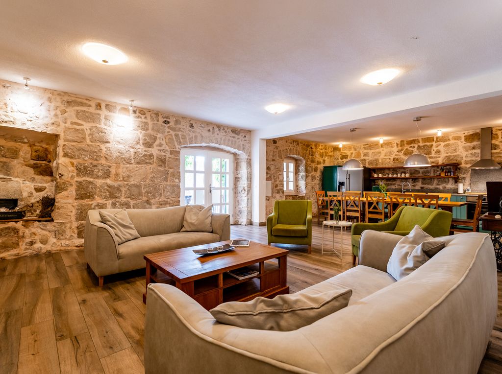 Villa Karolisa Dubrovnik Olivers Travels 03