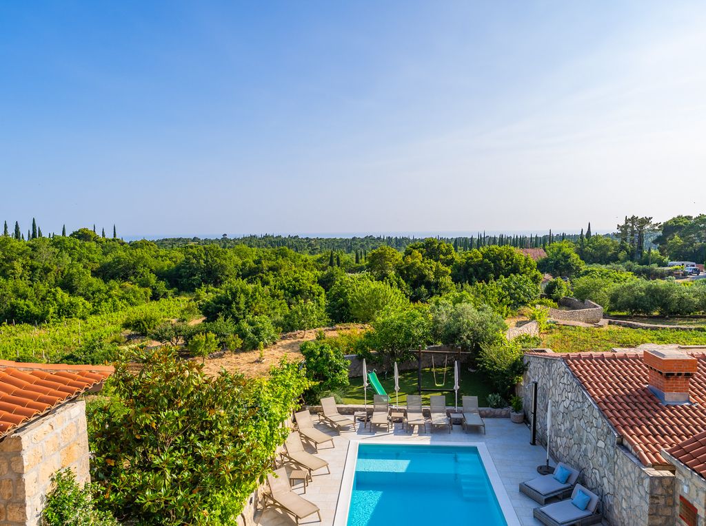 Villa Karolisa Dubrovnik Olivers Travels 030