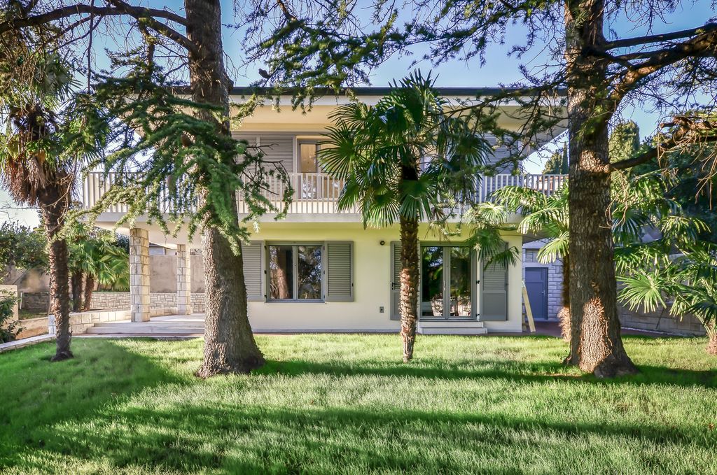 Piran Villa Slovenia Olivers Travels 1