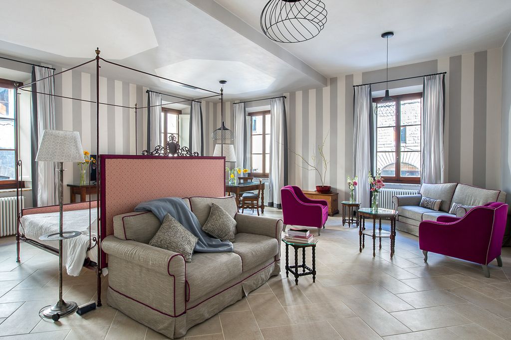 Borgo de Greci 1bed2guests Florence Olivers Travels 3