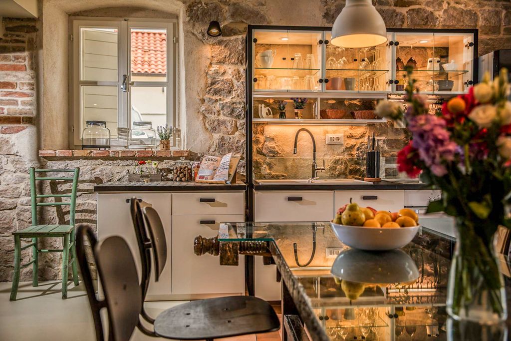 Villa Gimlet Dalmatia Coast Olivers Travels 5