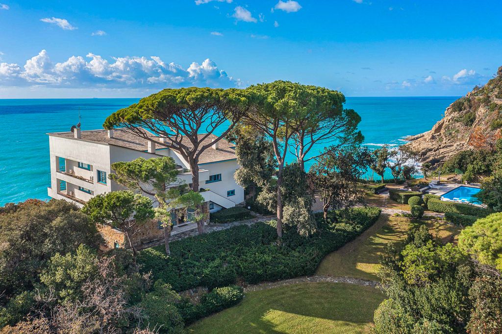 Casa Delle Favole Liguria Olivers Travels 1