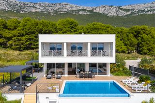 Villa Greene Croatia Dalmatia Coast OliversTravels 1