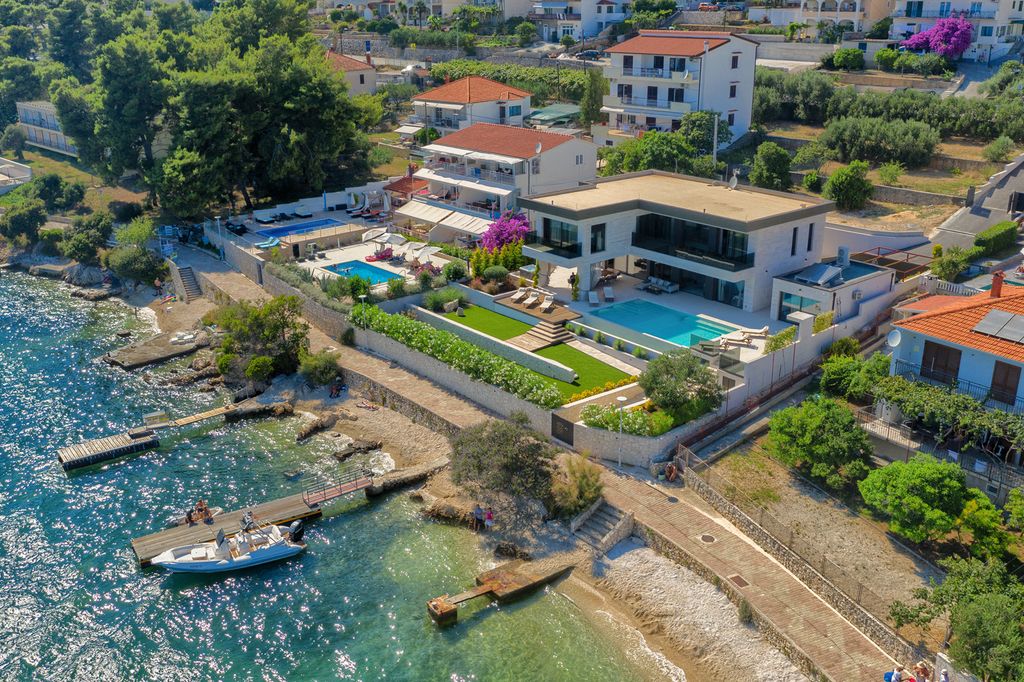 Villa Koria Dalmatia Olivers Travels 01