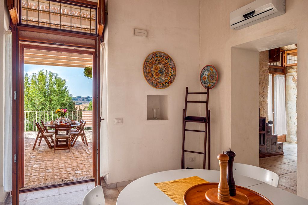 Tre Cantoni Sicily Olivers Travels 5