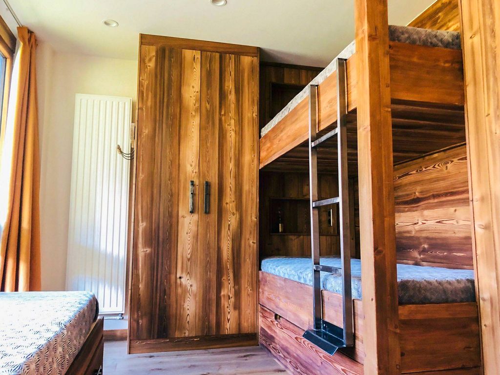 Apartment Noah Tignes Olivers Travels 4