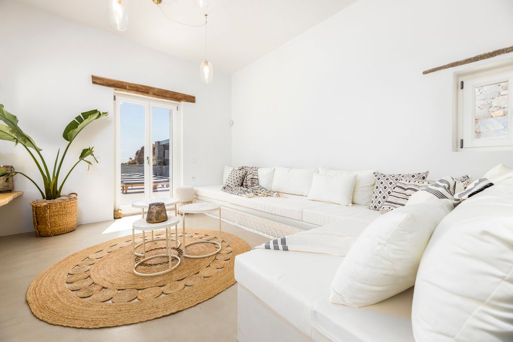 Villa Patricia Paros Olivers Travels 3