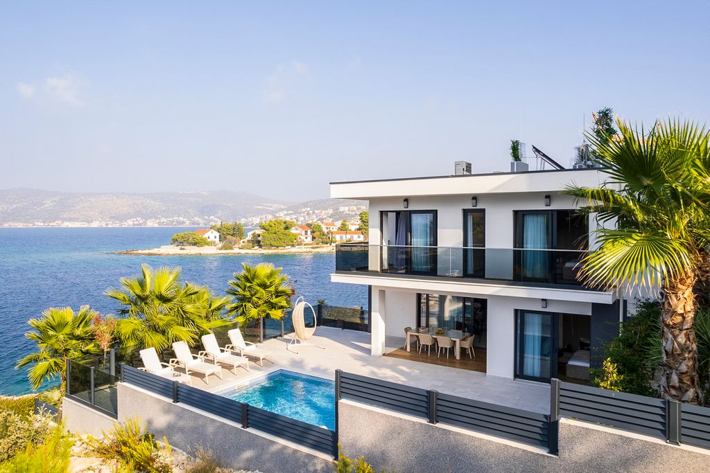 Villa Pom Dalmatia Olivers Travels 1
