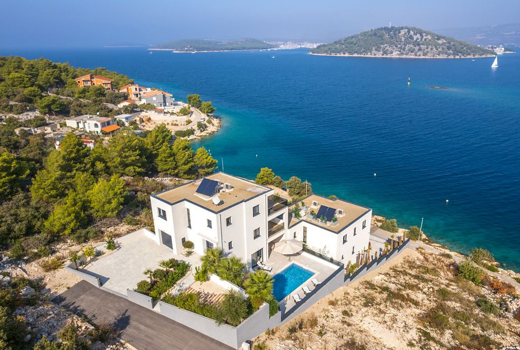 Villa Sarn Dalmatia Coast Olivers Travels 2