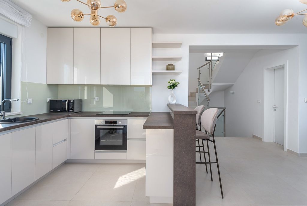 Villa Sarn Dalmatia Coast Olivers Travels 5