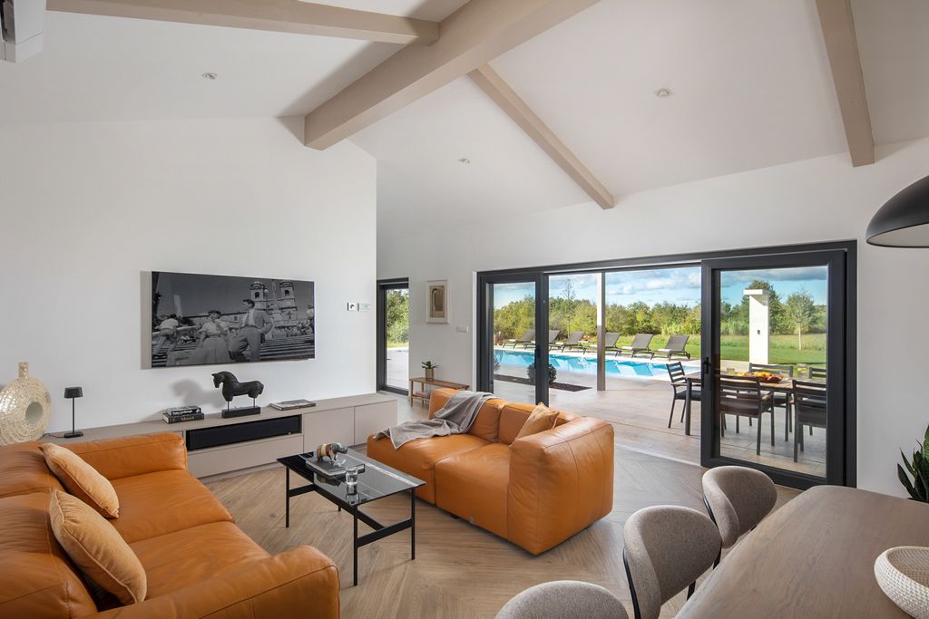 Villa Lokarda Istria Olivers Travels 3