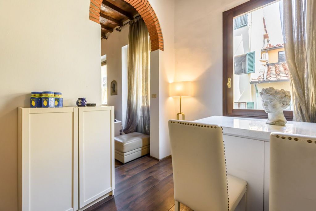 Apartment Macine Florence Olivers Travels 5