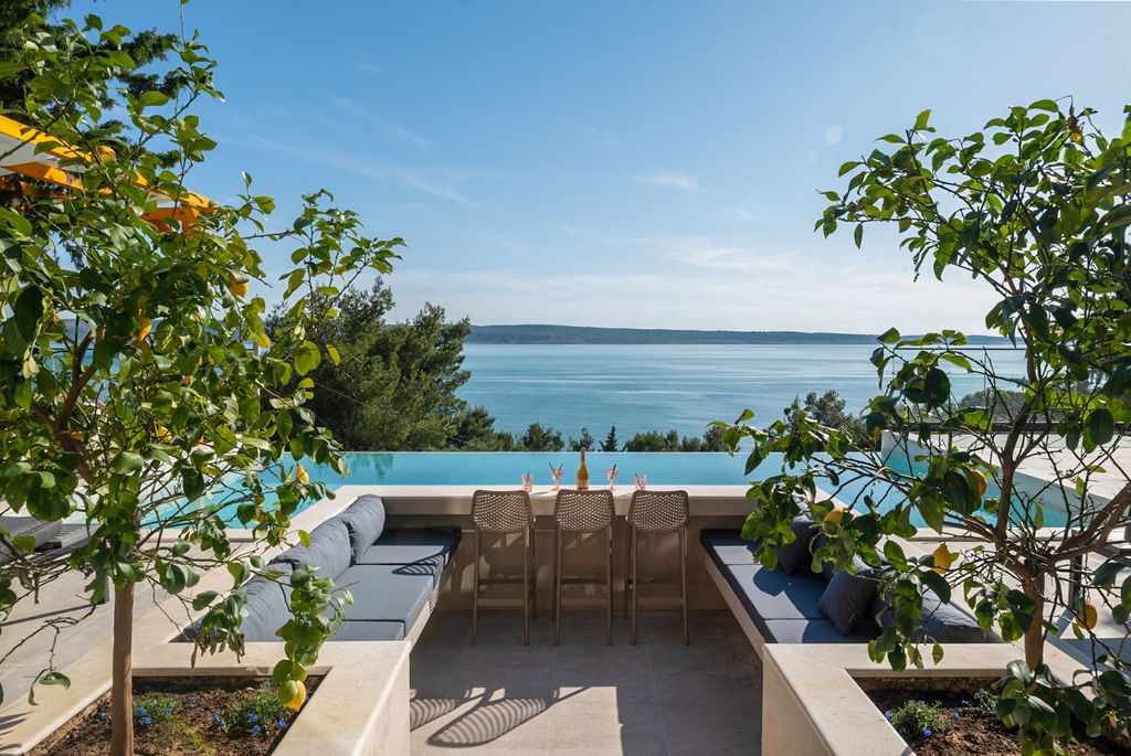 Villa Komarca Dalmatia Coast Olivers Travels 2