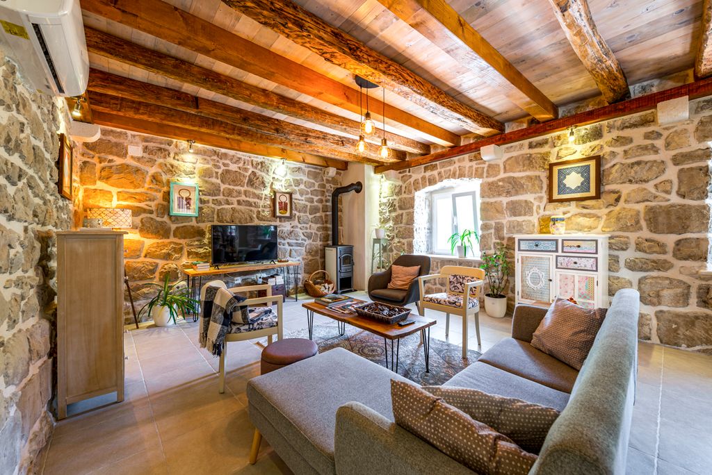 Villa Konavoski Miri Dubrovnik Olivers Travels 3