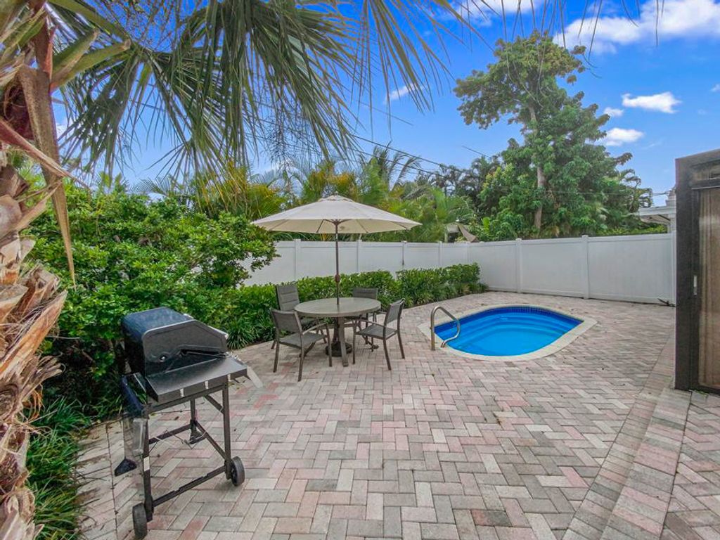 Allenwood House Fort Lauderdale Olivers Travels 2