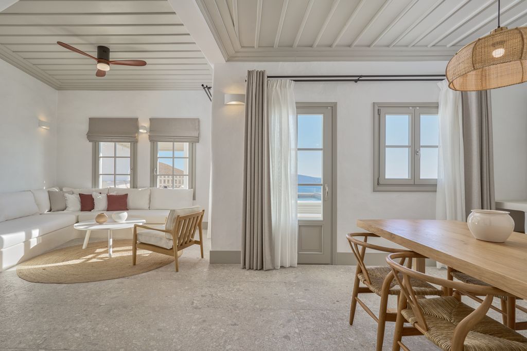 Gideon Suite Astypalaia Olivers Travels 3