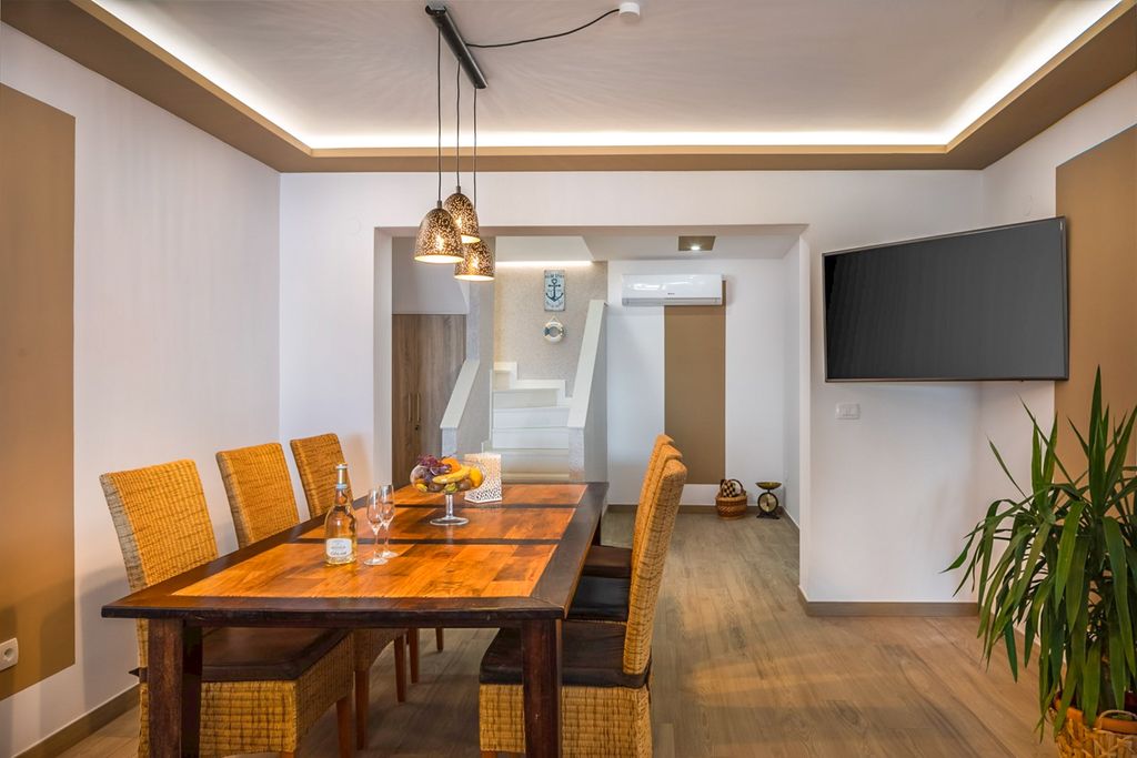 Villa Sovi Dalmatia Coast Olivers Travels 4