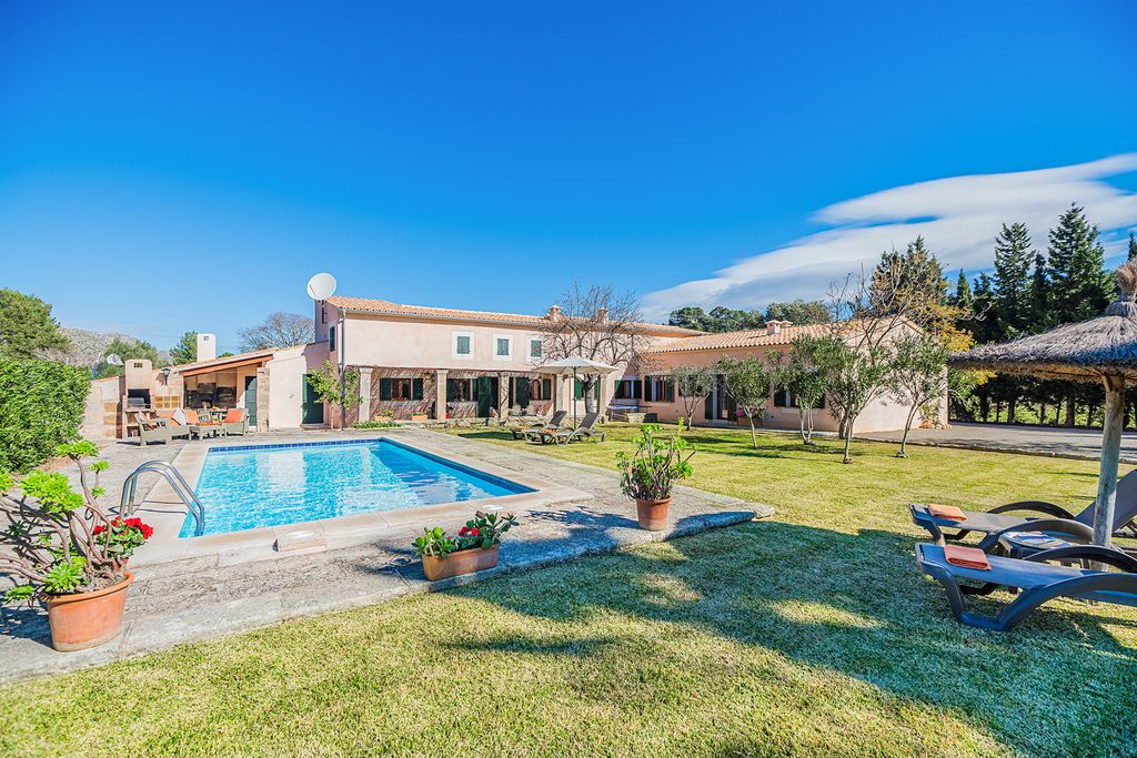 Villa Sonrosada Mallorca Olivers Travels 01