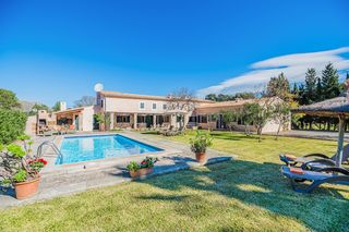 Villa Sonrosada Mallorca Olivers Travels 01