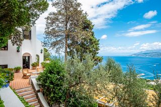 Villa Platani B Sorrento Olivers Travels 1 01