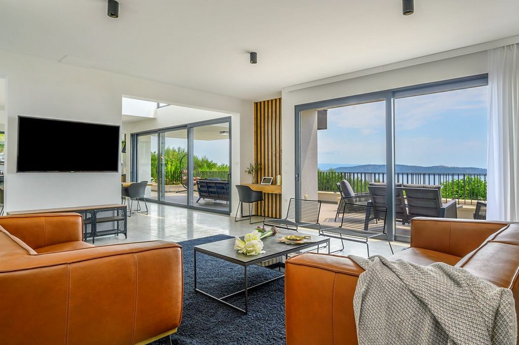 Villa Barte Dalmatia Coast Olivers Travels 3