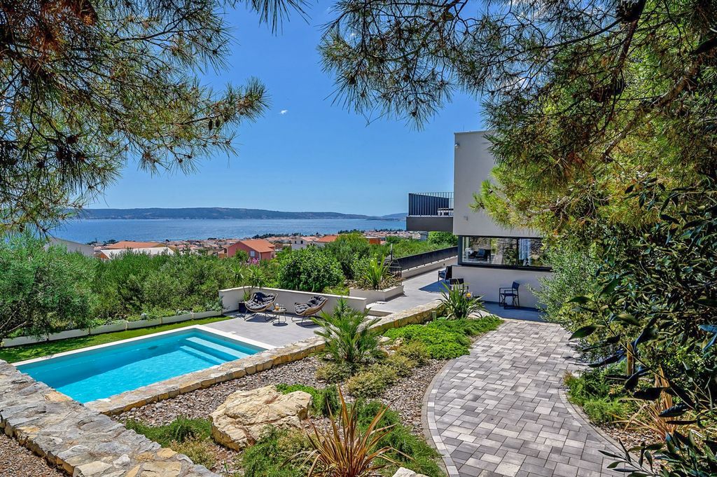 Villa Barte Dalmatia Coast Olivers Travels 2