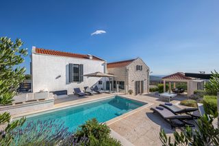 Villa Asiwa Dalmatia Coast Olivers Travels 1