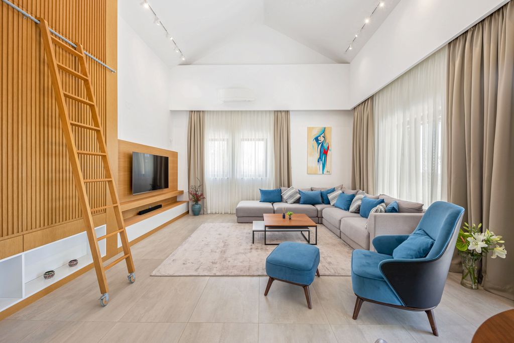 Villa Asiwa Dalmatia Coast Olivers Travels 4