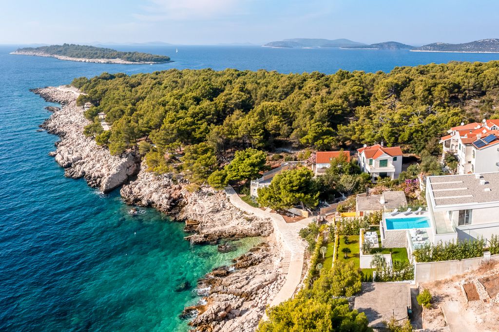 Villa Minuty Dalmatia Coast Olivers Travels 2
