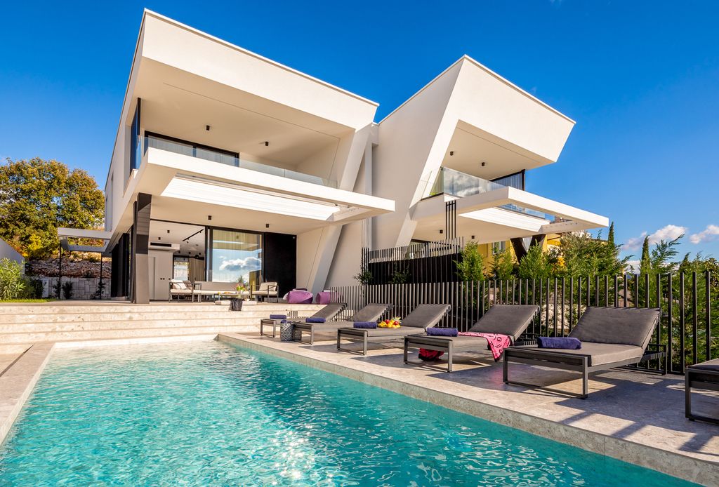 Villa Beyra Kvnar Olivers Travels 1