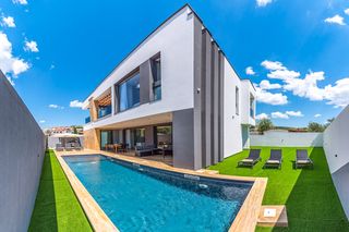 Villa Abra Dalmatia Coast Olivers Travels 1