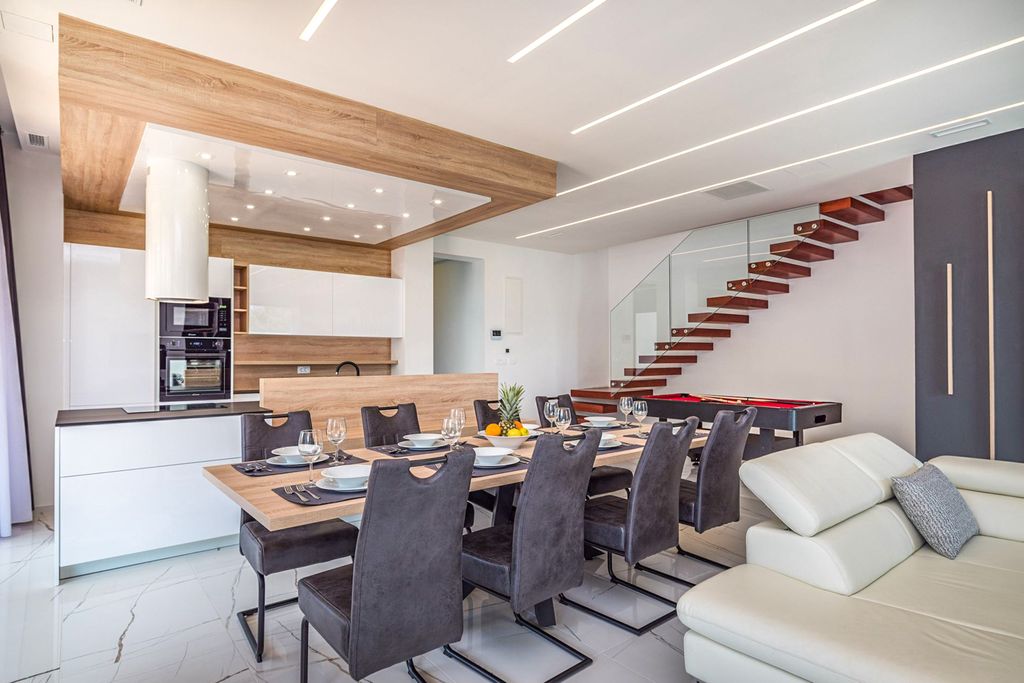 Villa Abra Dalmatia Coast Olivers Travels 3