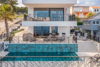 Villa Fratelli Dalmatia Coast Olivers Travels 1