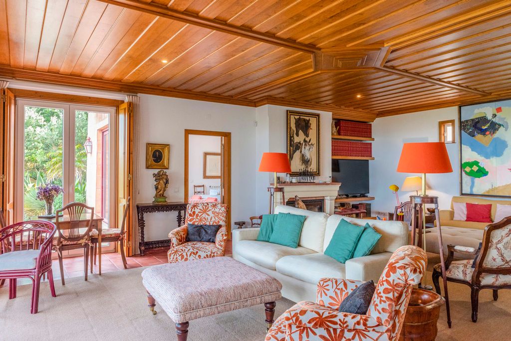 Beachfront Luxury Villa Lisbon Coast Olivers Travels 3