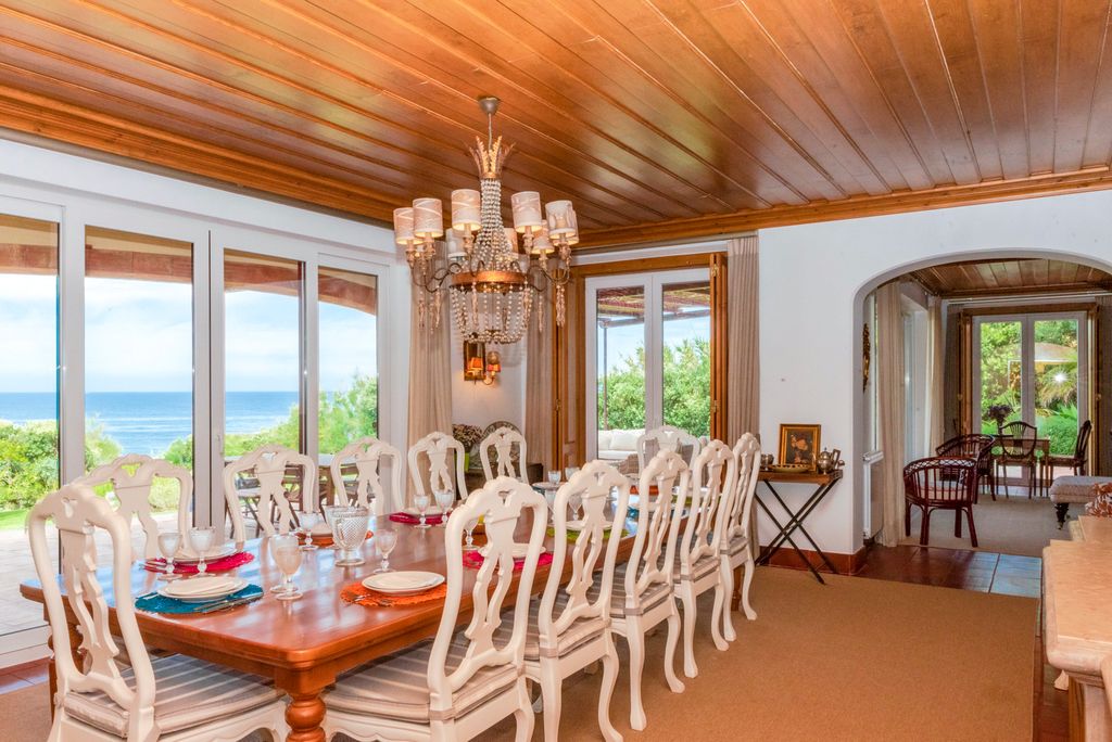 Beachfront Luxury Villa Lisbon Coast Olivers Travels 4