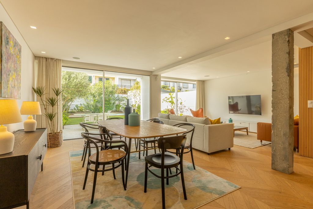 Lisboa Luminosity Villa Lisbon Coast Olivers Travels 02