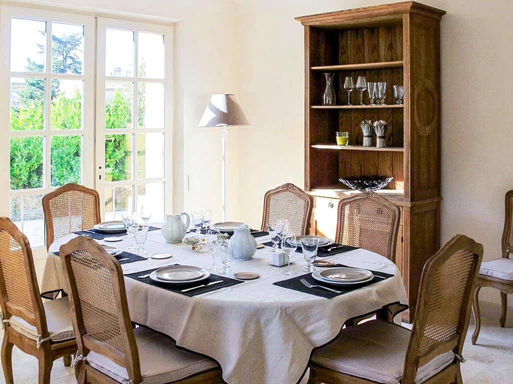 Maison Loulou Provence Olivers Travels 4