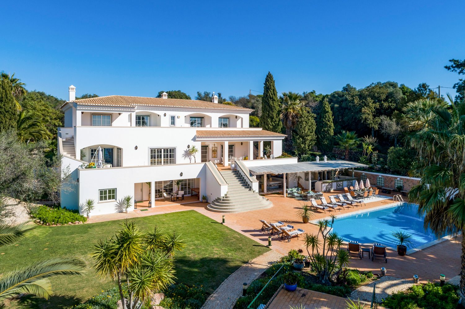 Algarve Grandeur Villa
